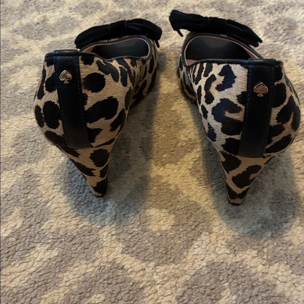 KATE SPADE Roberta Leopard Calf Hair Print Wedge - Picture 4 of 7